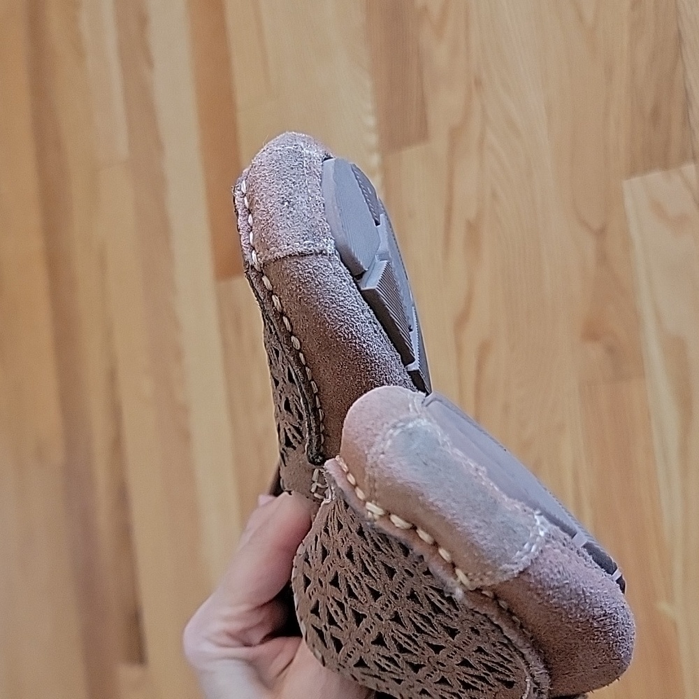 Baretraps Leather Slip On Loafers Slip Ons - Picture 6 of 8